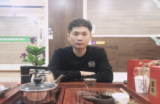 “世”在人為 | 世友地板大同經(jīng)銷商郝建強(qiáng)：知行合一，自強(qiáng)不息全力以赴創(chuàng)奇績(jī)